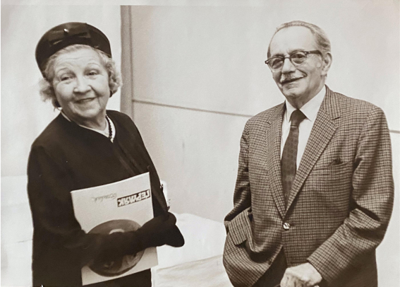 Олімпія Добровольська та Йосип Гірняк. 1969. Український музей у Нью-Йорку